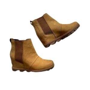 Sorel Joan Of Arctic Wedge II leather waterproof ankle chelsea bootie size 9
